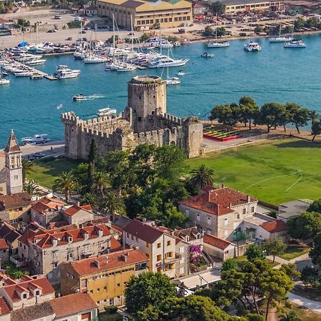 Rooms Mirjana - Centre Of Trogir Exteriér fotografie