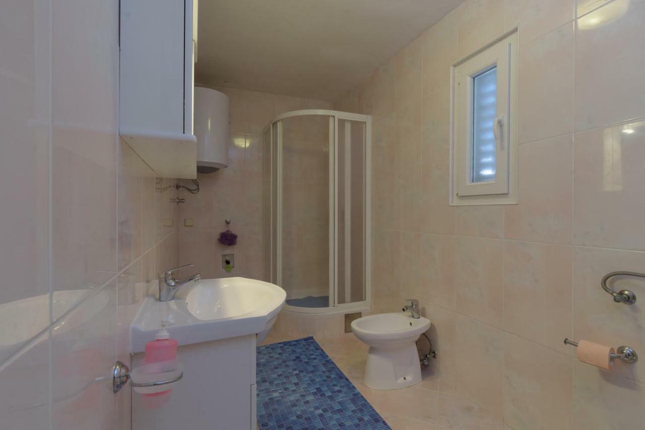 Rooms Mirjana - Centre Of Trogir Exteriér fotografie