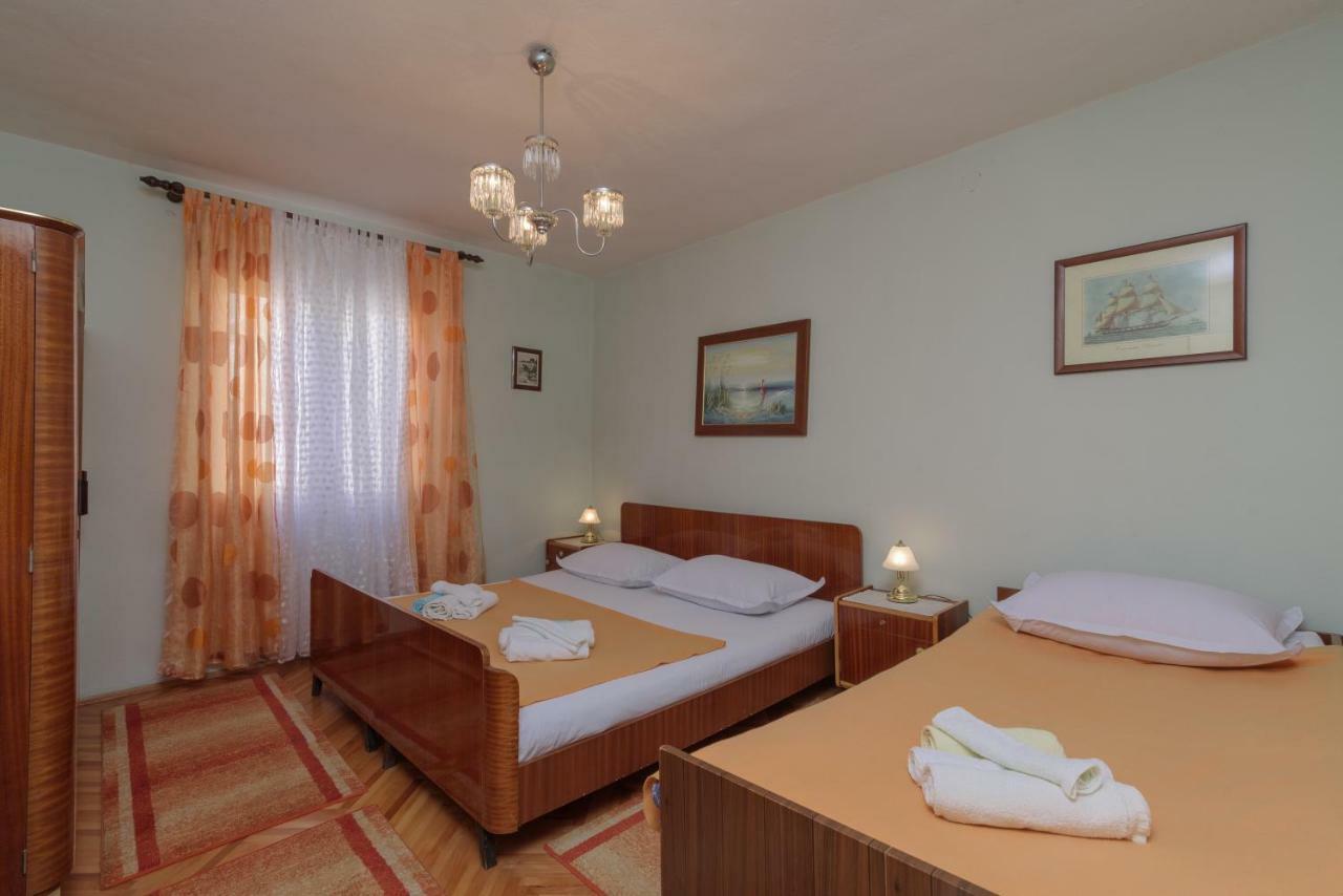 Rooms Mirjana - Centre Of Trogir Exteriér fotografie
