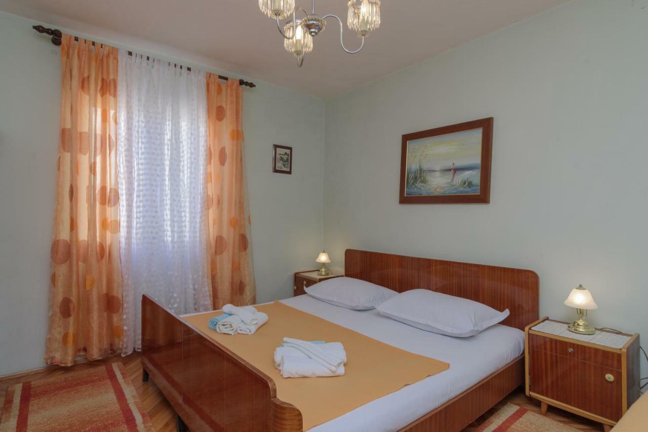 Rooms Mirjana - Centre Of Trogir Exteriér fotografie